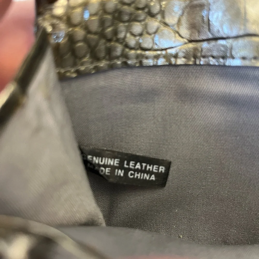 Nordstrom leather crocodile embossed wallet
